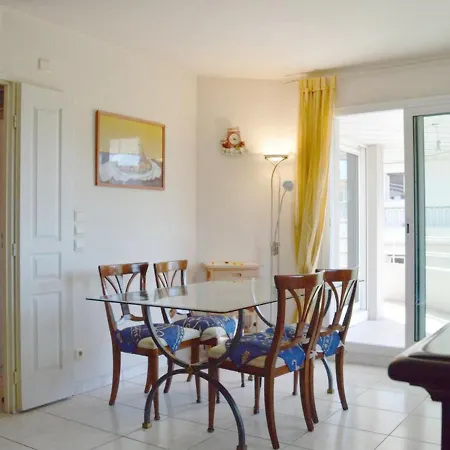 Antibes, 2 Pieces, 4 Personnes - Fr-1-252-123 Апартаменты *