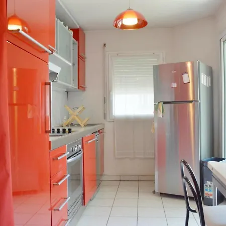 Antibes, 2 Pieces, 4 Personnes - Fr-1-252-123 Апартаменты *